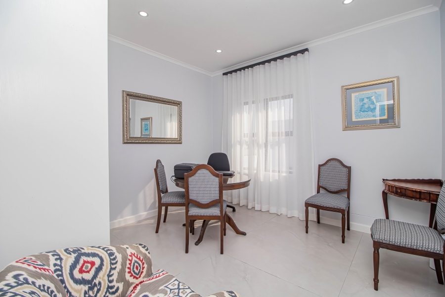 4 Bedroom Property for Sale in Sandown Western Cape